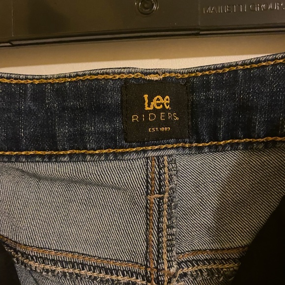 Lee Riders Denim shorts size 16. - Picture 3 of 3